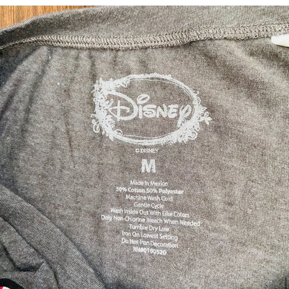 Disney Mickey / Minnie Mouse shirt bundle - t-shirt, crop top - Picture 10 of 11